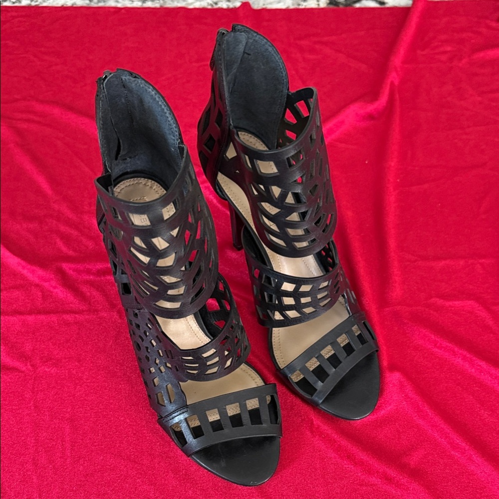 BCBGMaxAzria Black Laser-Cut Heeled Boots